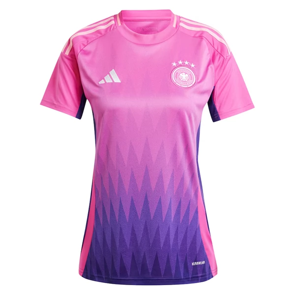 Voetbaltenue vrouwen best sale