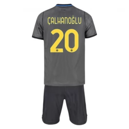 Inter Milan Çalhanoğlu 20 Derdetenue 2026-2027 Kind