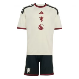 Manchester United Derdetenue 2026-2027 Kind