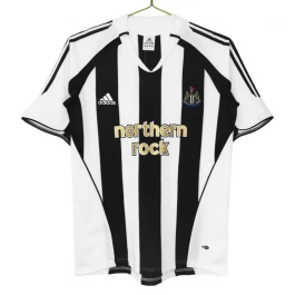 Newcastle United Retro Thuisshirt 2005-2006 Newcastle United Retro Thuisshirt 2005-2006